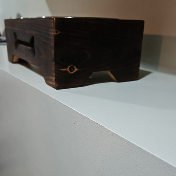 Handmade Wooden Raised Pet Feeder with Stainless Steel Bowls – Burnt Wood Finish - Picture 4 of 4
